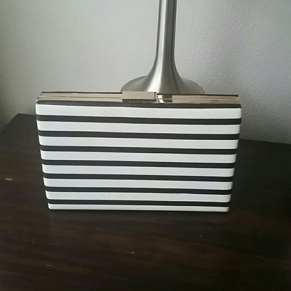 Kate spade  clutch - Picture 4 of 8
